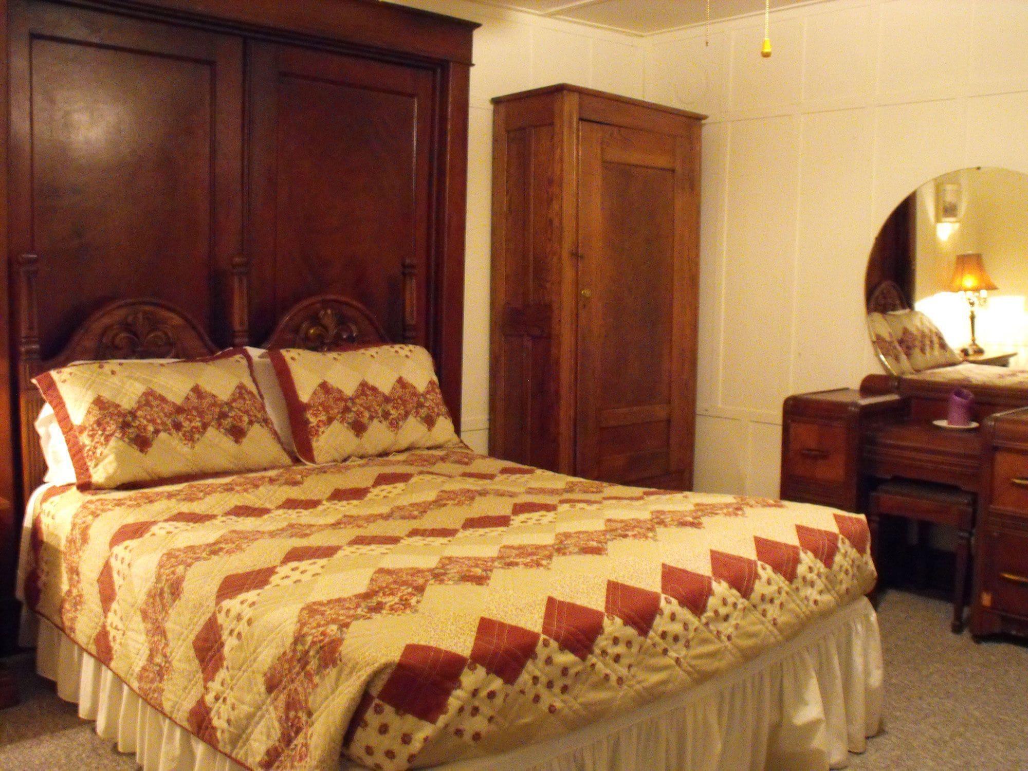 Empire House Hotel Rising Sun ภายนอก รูปภาพ