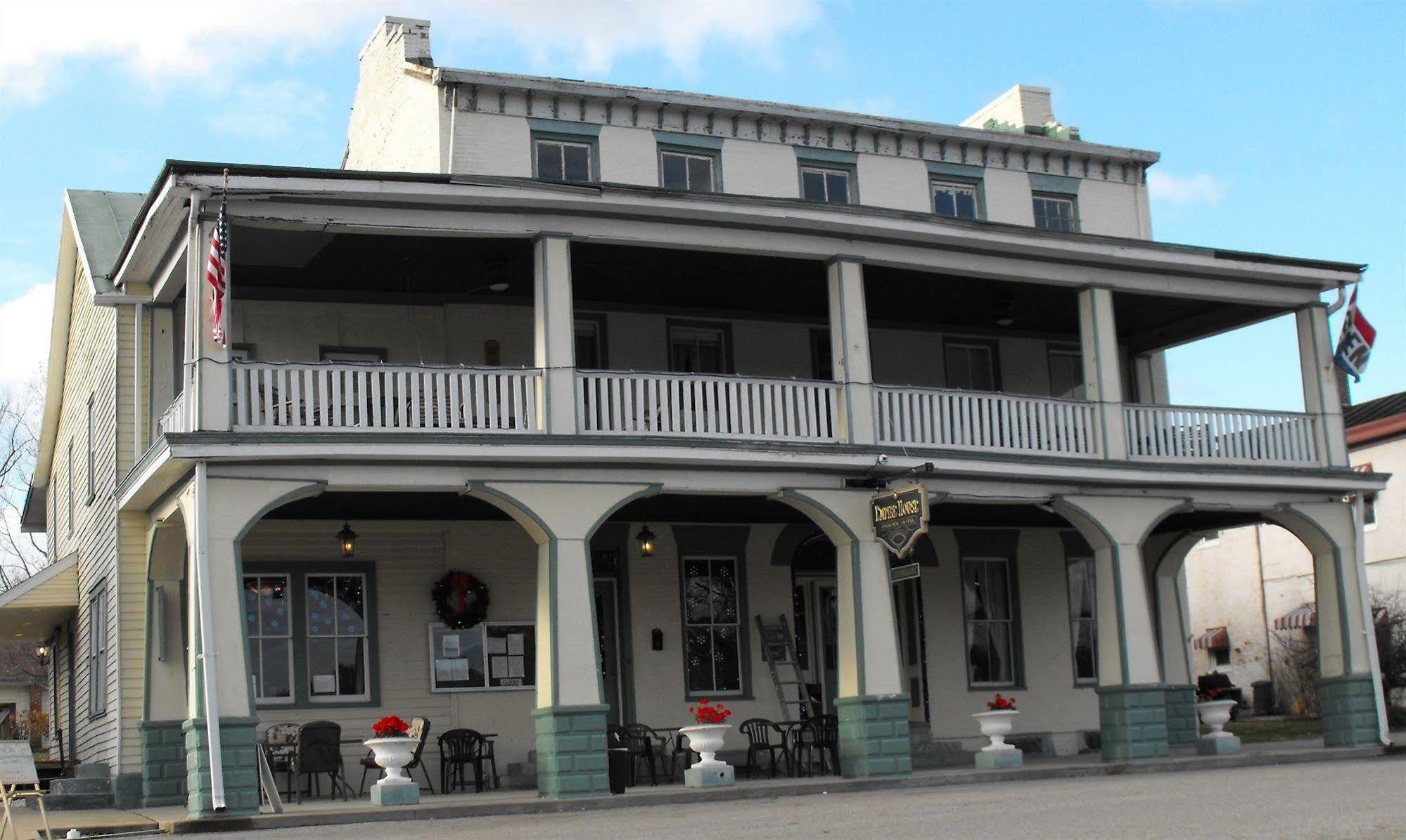 Empire House Hotel Rising Sun ภายนอก รูปภาพ